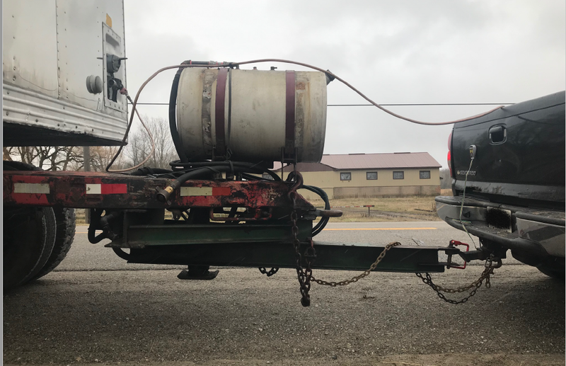 Illustration for article titled Driver Ticketed For Towing Semi Trailer With Regular-Ass Pickup Truck